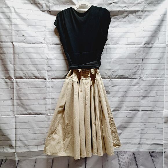 Jones New York Black Tan Wrap Top Pleated skirt Dress 10 - Picture 2 of 8